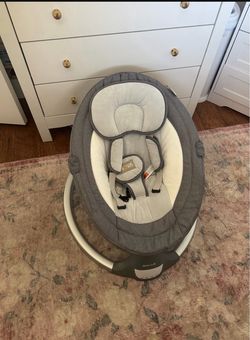 Nova Signature Baby Swing