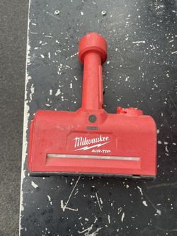 Milwaukee 12volt Vacuum Attachment