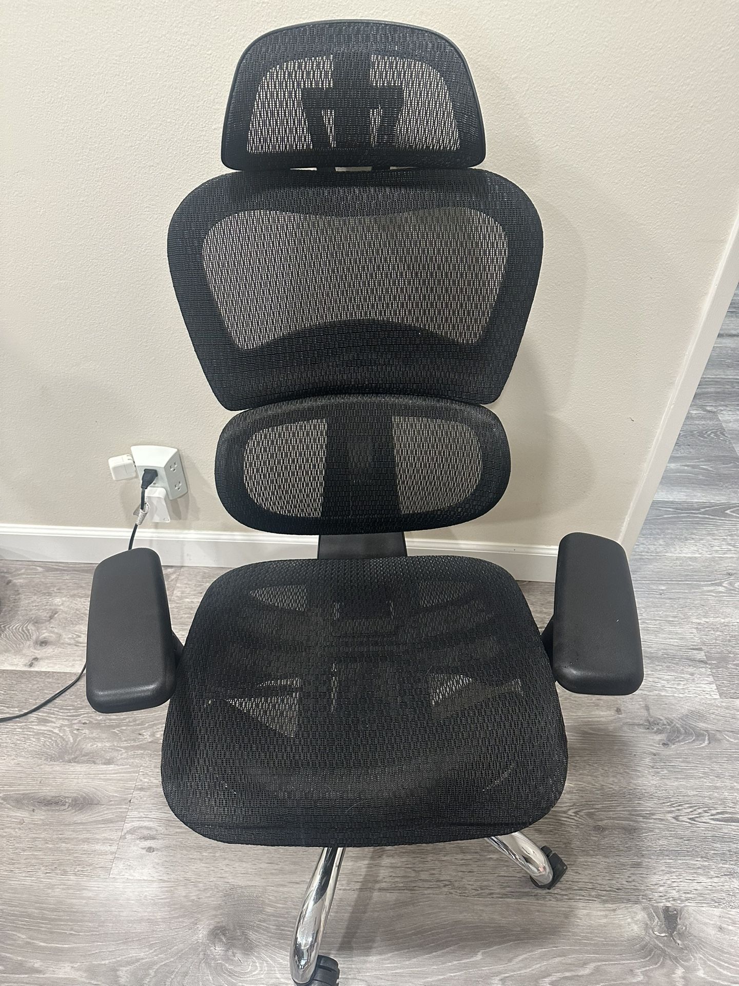 Computer Desk Chair - PICK UP ONLY