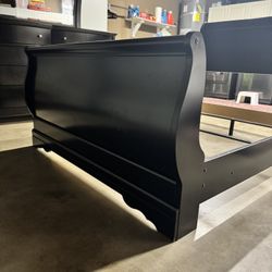 Full Size Bedroom Set (Black) 