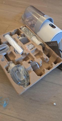 Pet grooming vacuum kit