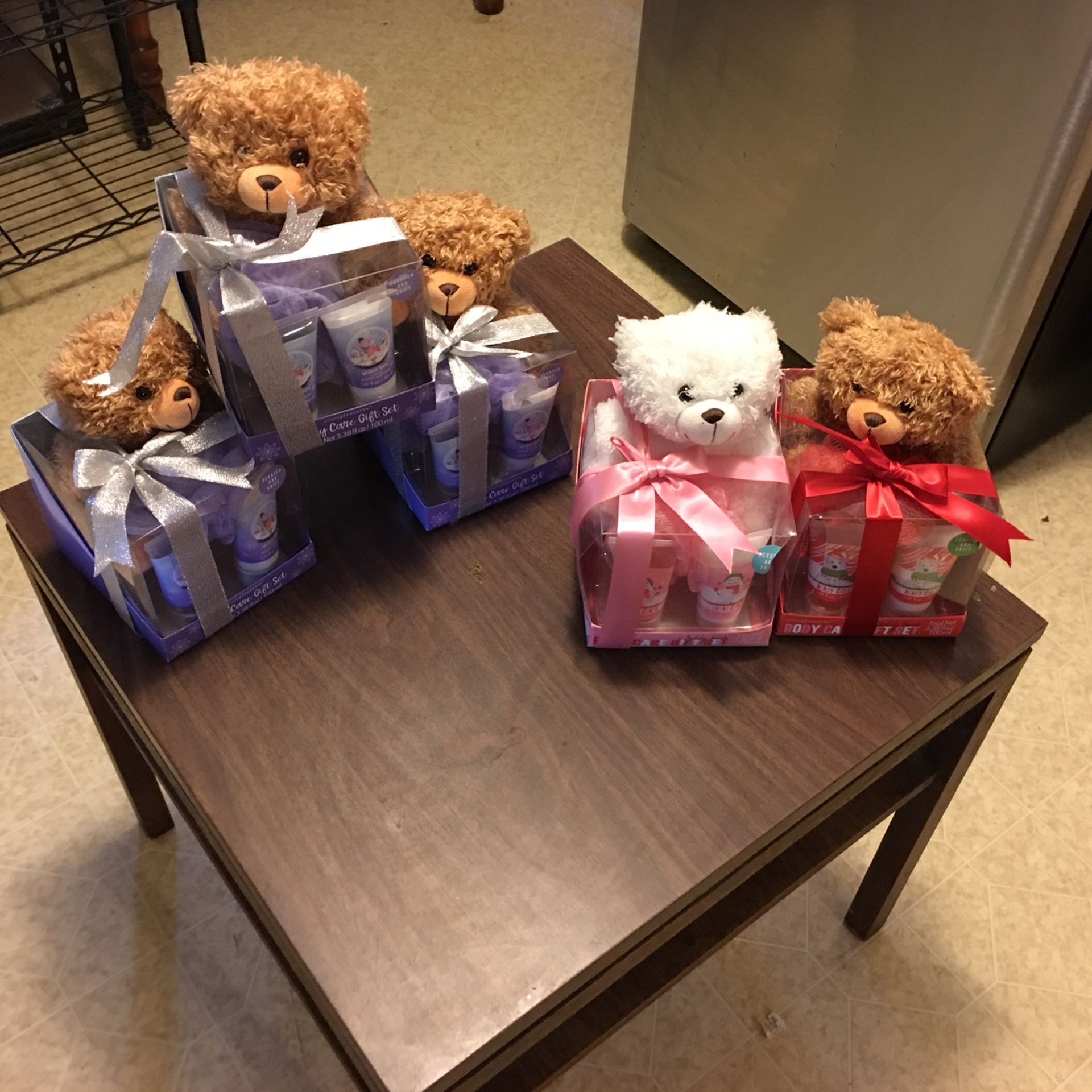 Gift Set Body Wash Lotion & Teddy Bear Woman Girl
