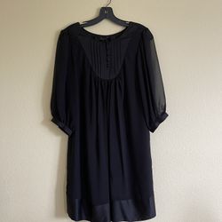 Unbranded midi skirt in black size 6 pre loved possible BCBG but tag is cut off from store 