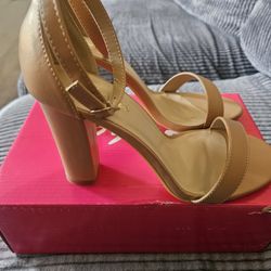 Brand New High Heels Size 8.5 $20