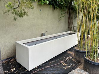10Fx2Fx2F light weight fiberglass planter