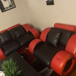 Modern / Contemporary Loveseat / Couch Set