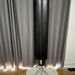 Duet Ultra Portable Projector Screen