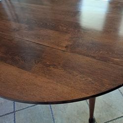 18th Century Queen Anne Drop Leaf Table