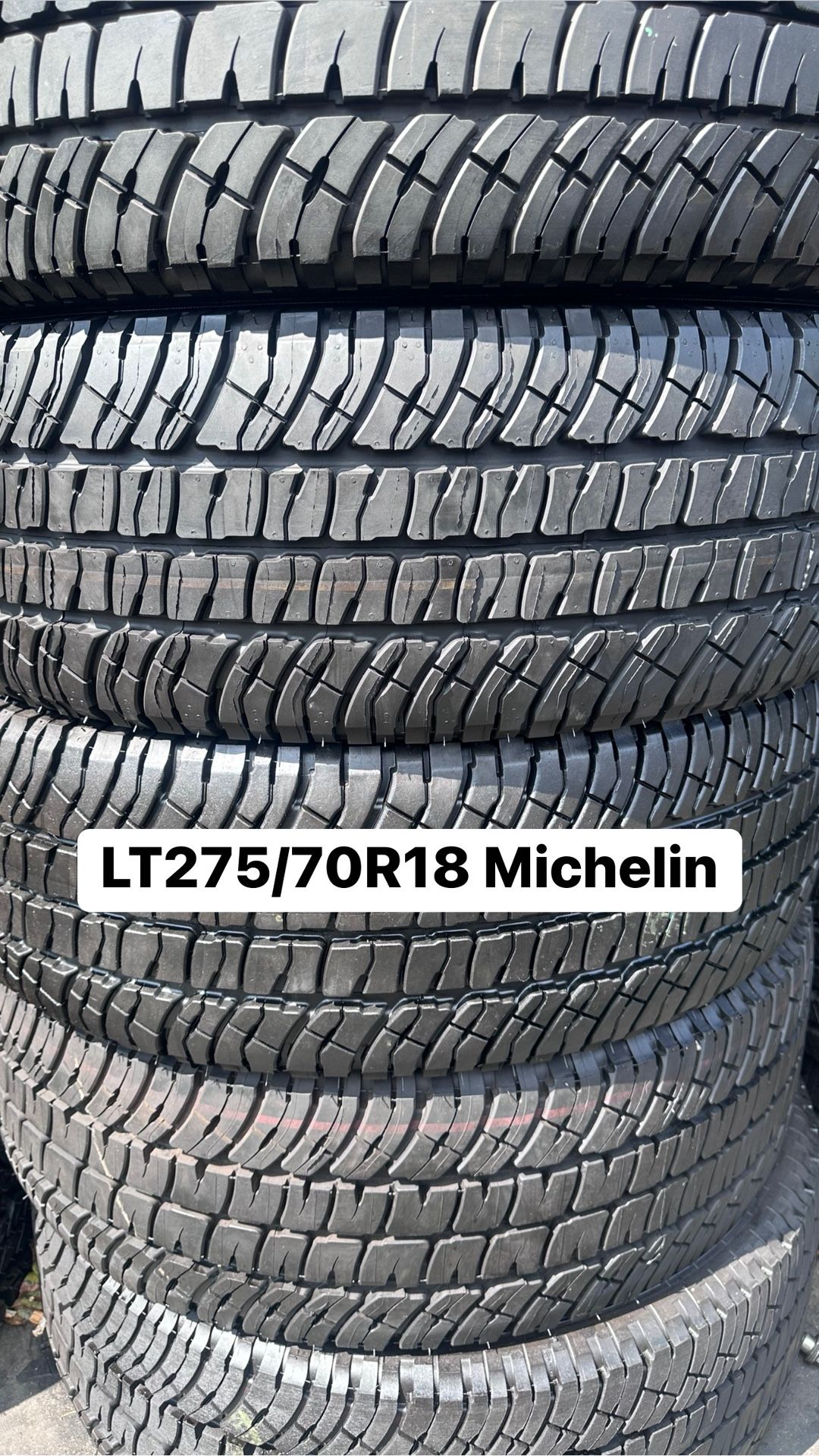 FOUR GOOD USED TIRES 95% Tread Life Lt 275/70/18 MICHELIN 195/65/15. 205/55/16. 215/60/16. 235/75/15. 235/45/18. 235/40/19. 255/65/18. 235/60/18. 275/