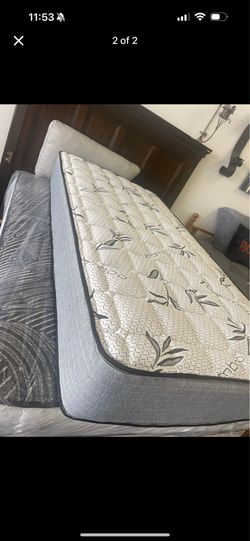 Twin mattress