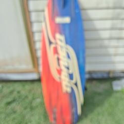 Surf 🏄‍♀️ 🌊  Board  In Very Good Condition 