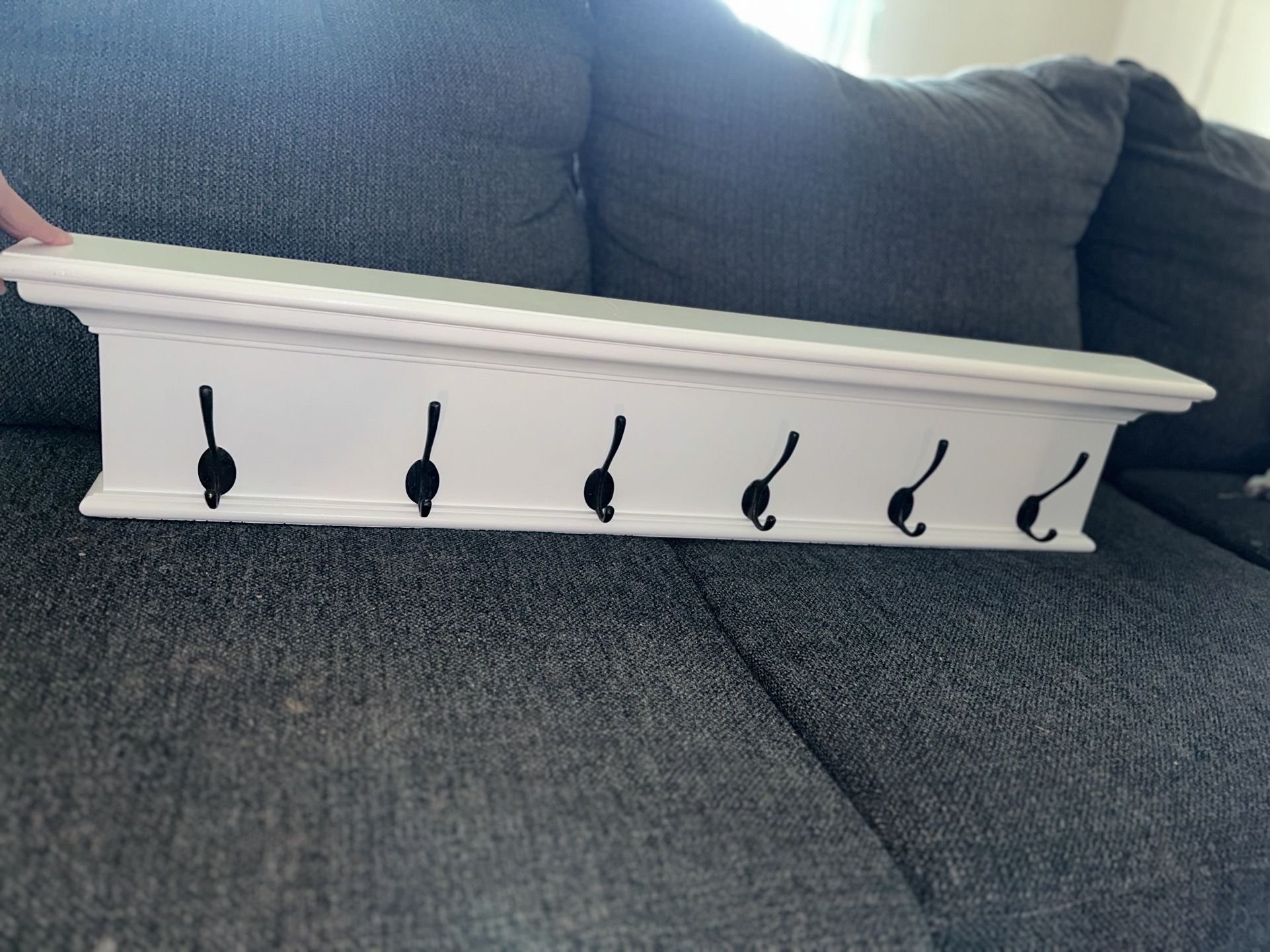 6 Hook Coat Rack 