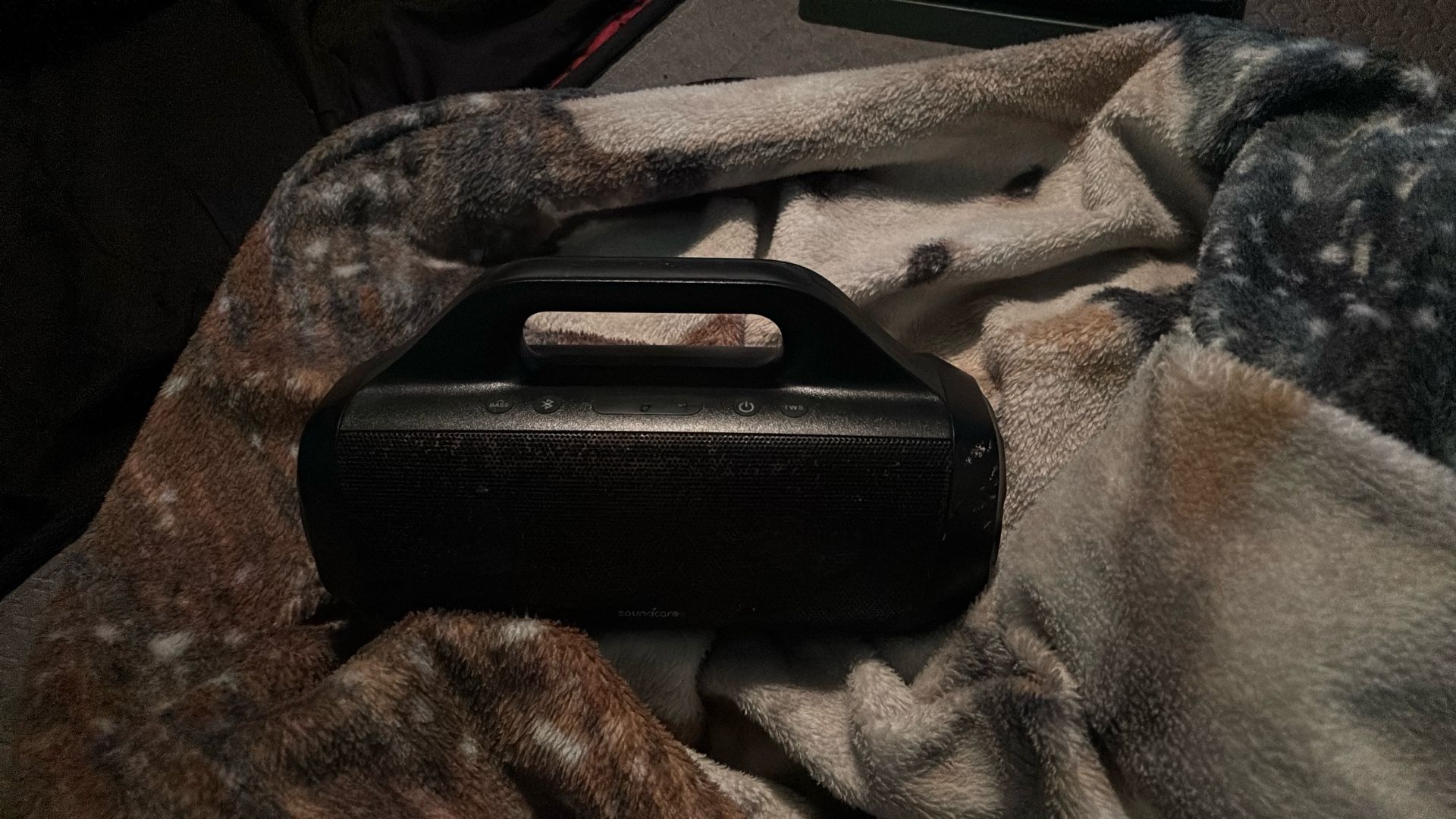 sound core motion boom speaker