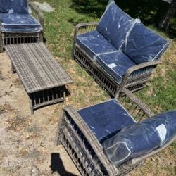 Four Piece Deep Seating Patio Furniture Set Outdoor Patio Furniture High Quality Brand New In The Box 🚛🆕🚎🚚