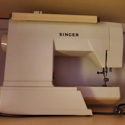 Sewing Machine HUGE DISCOUNT!!! 