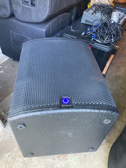 Turbosound IQ 18 P subwoofers