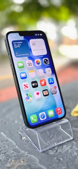 iPhone 13 128GB Unlocked, Battery 100%