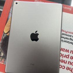 iPad (6th Gen.) - 32GB - WiFi - Silver  