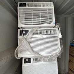 25,000 BTU Seasons Through‑Wall A/C