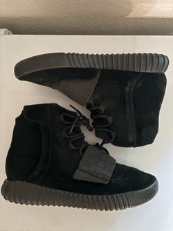 Yeezy 750 triple black sz 12