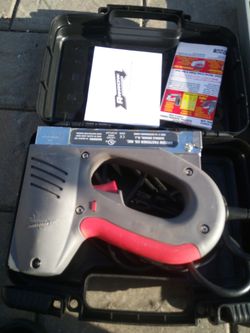 Staple gun nail gun combo brand new