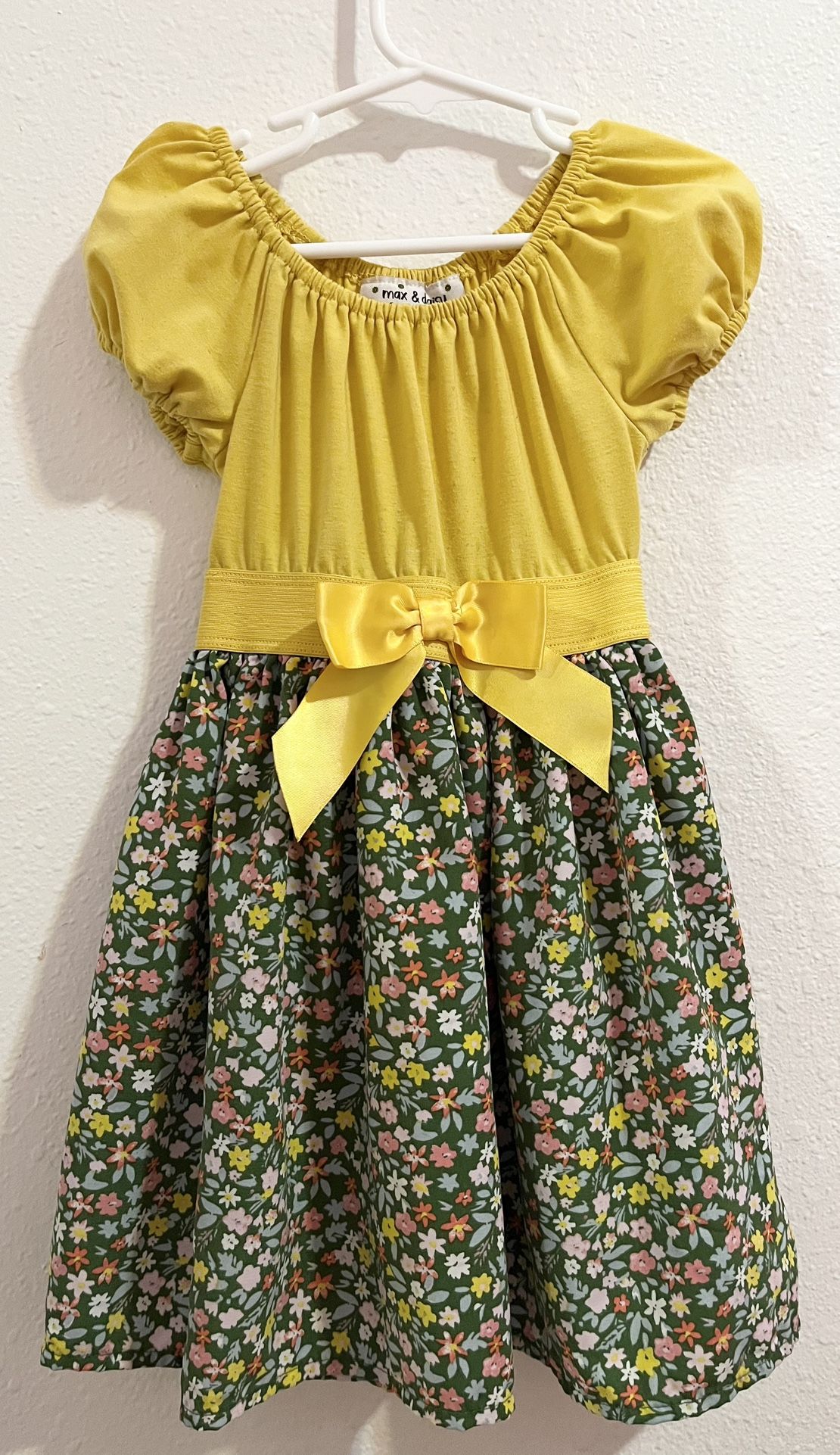 Little Girl Dresses 4t- 5 