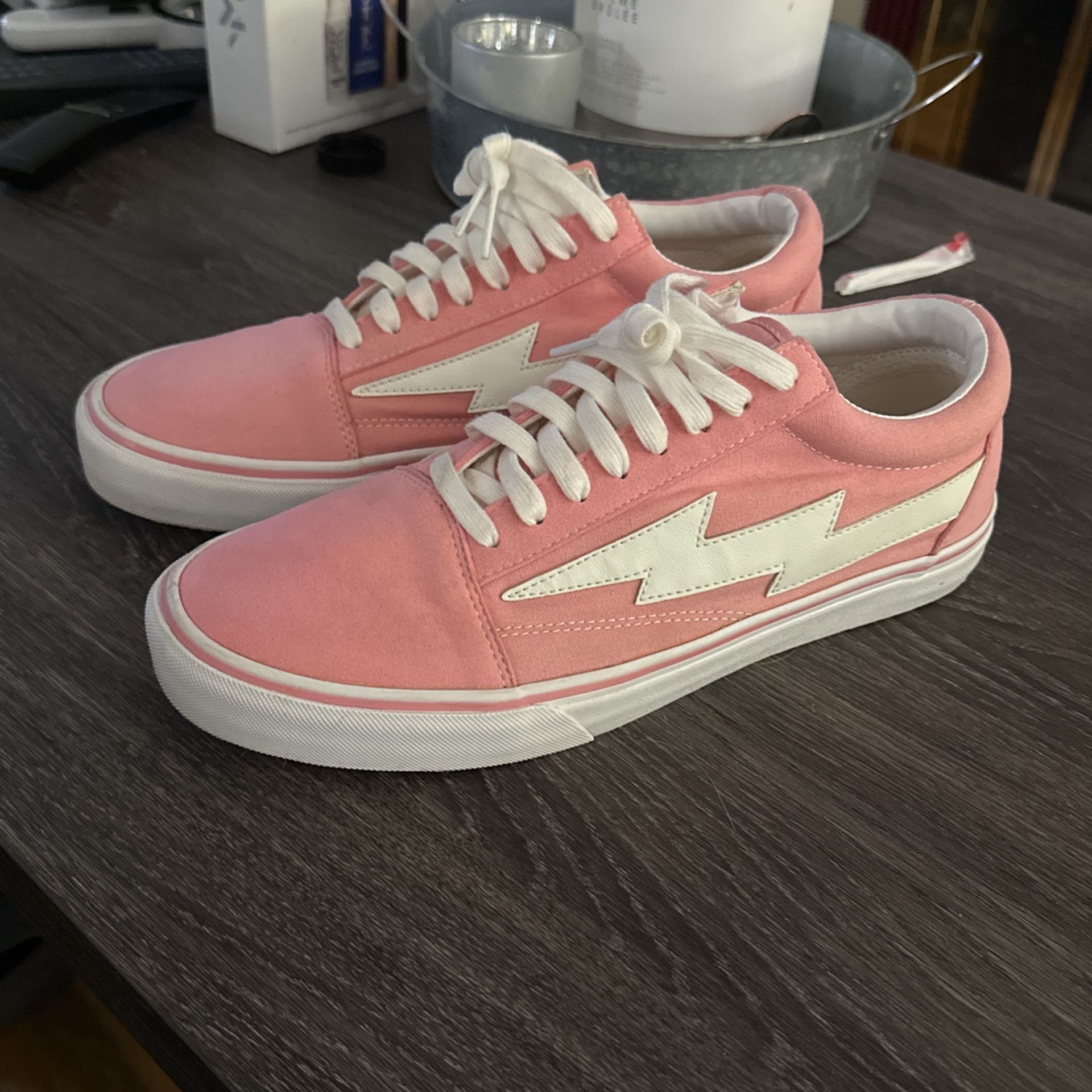 revenge x storm pink size 11