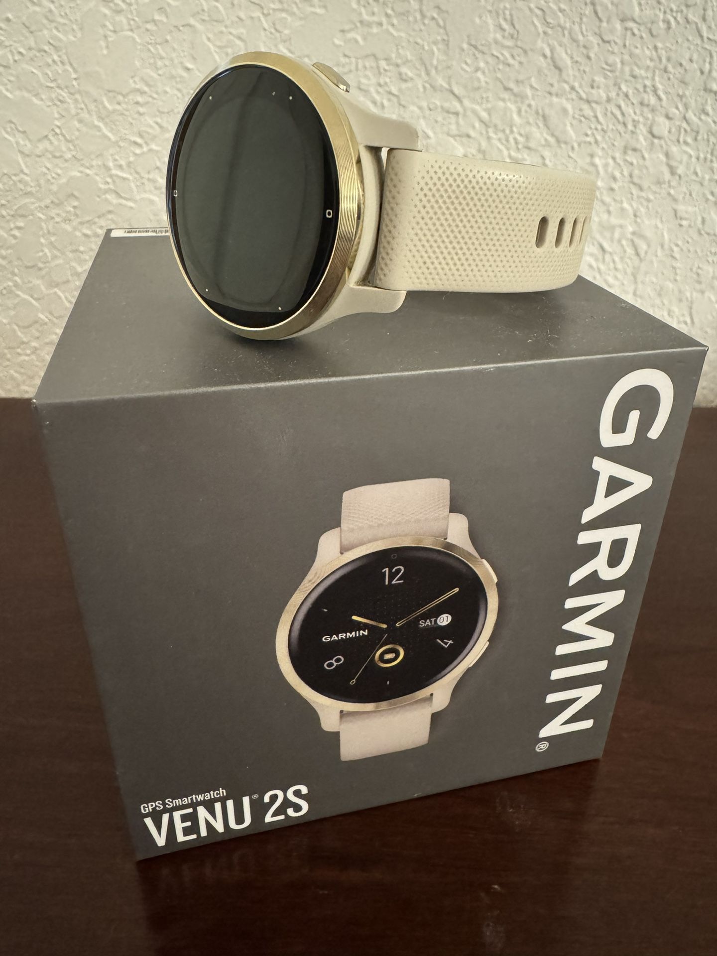 Garmin Venu 2s Light Gold/light Sand