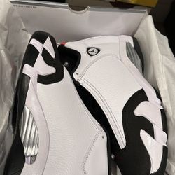 Jordan 14 Black Toe Sz 10