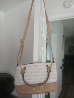 Light Beige Like New Juicy Purse