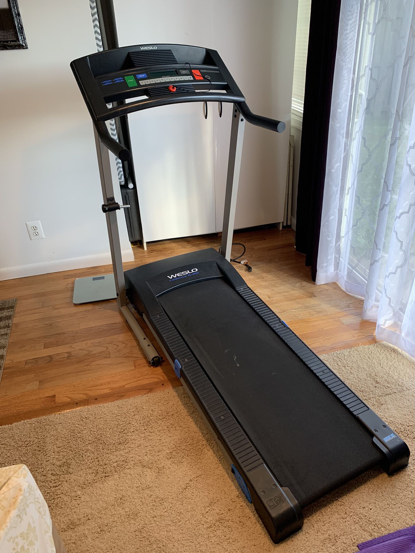 Treadmill***