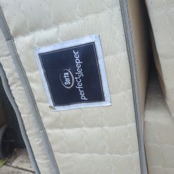 FREE Serta perfect sleeper King Size. Mattress, Box Springs, Frame And Memory Foam Top 