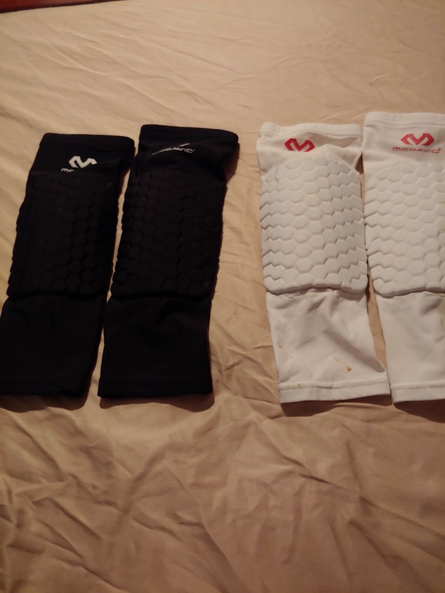 Arm pads. small