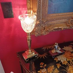 SET OF 2 ELEGANT VINTAGE  BRASS LAMPS 