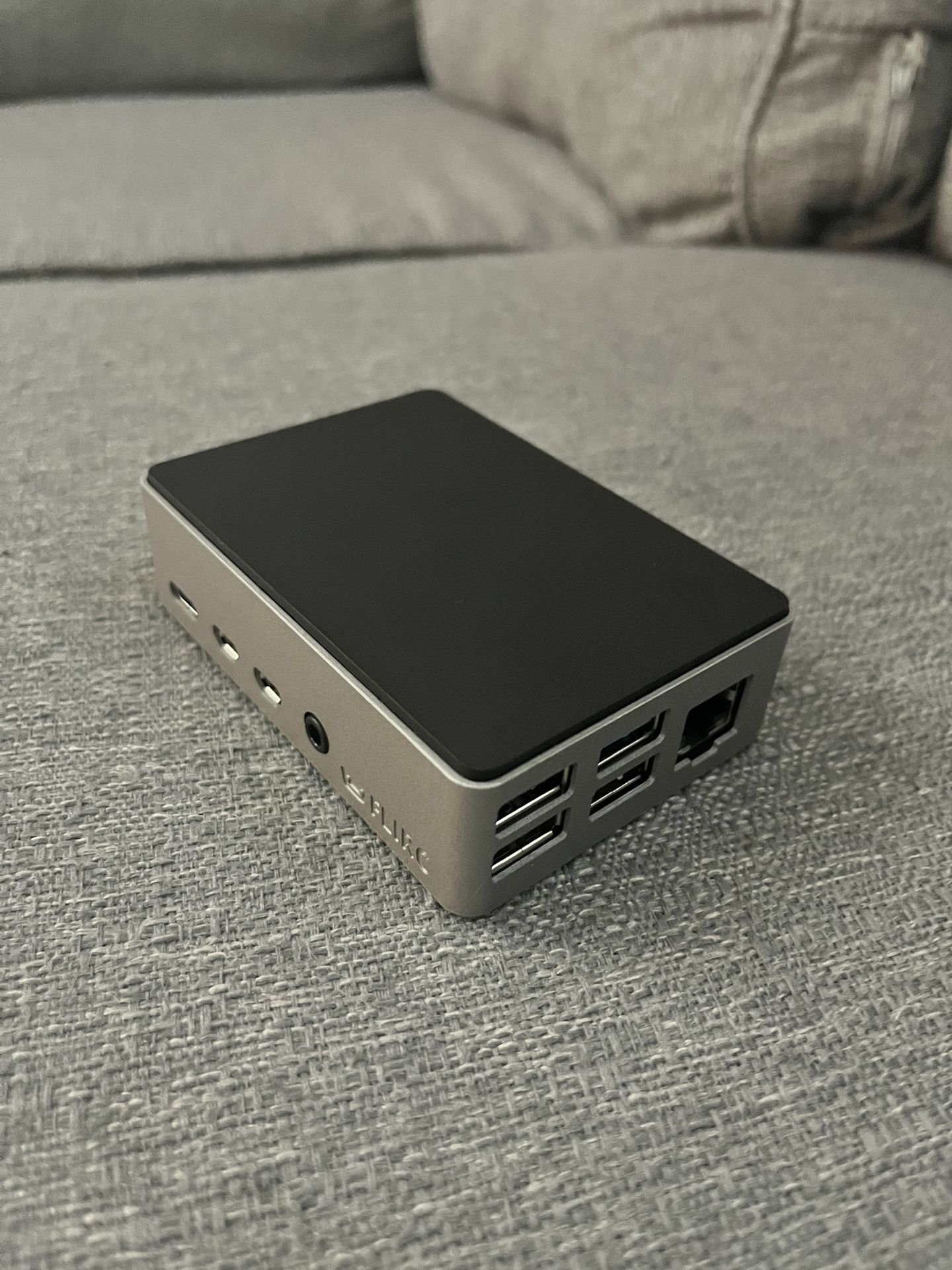 Retro Gaming Console