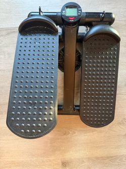 Mini Stepper Exercise Machine with LCD Monitor (pick up now)
