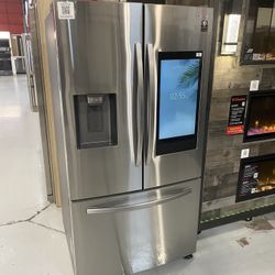 Stainless Steel 26.5 Cu. Ft. 3-Door French Door Refrigerator With Family Hub