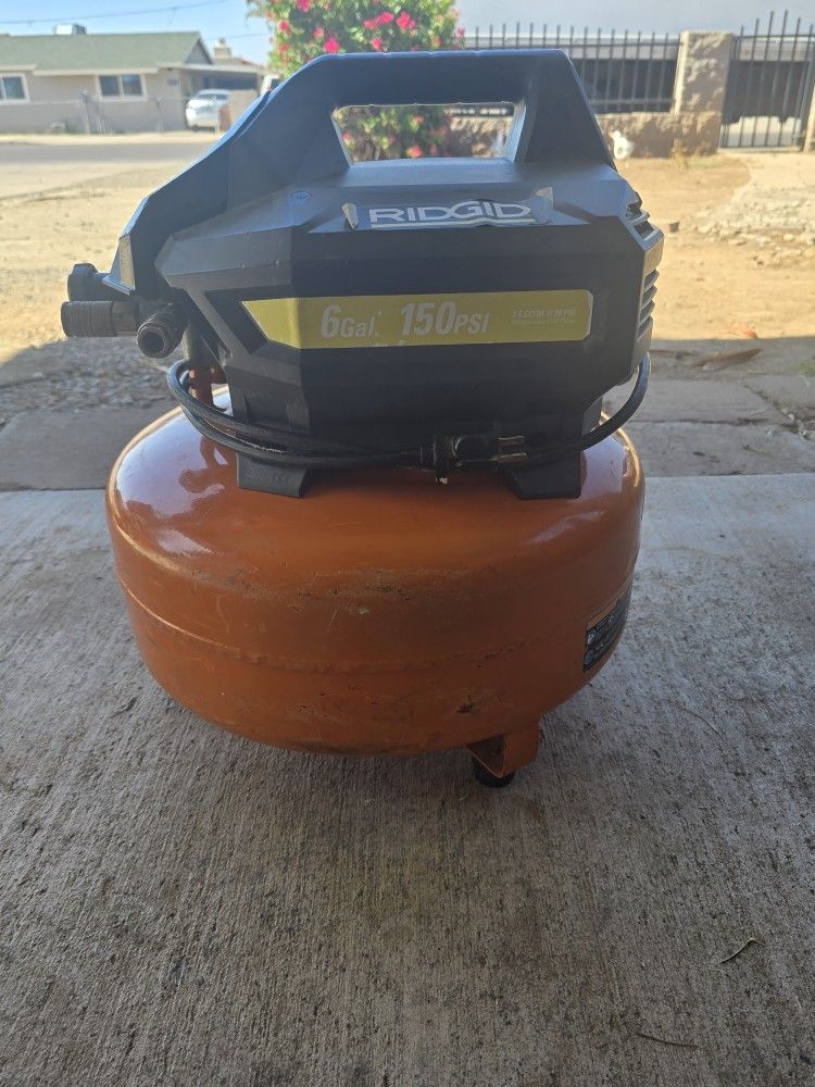 RIDGID Air Compressor 