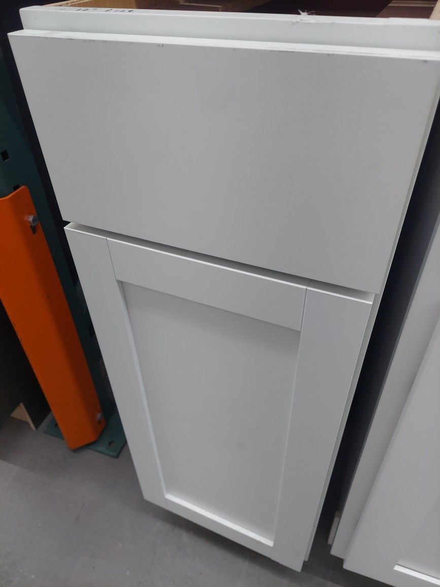 Kitchen Cabinet 12