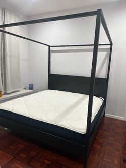 IKEA YTTERVÅG King Canopy Bed Frame + DreamCloud Luxe Hybrid Mattress