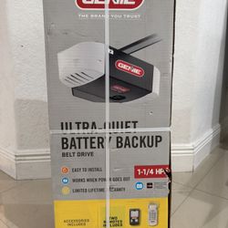 NEW - Garage Door Opener