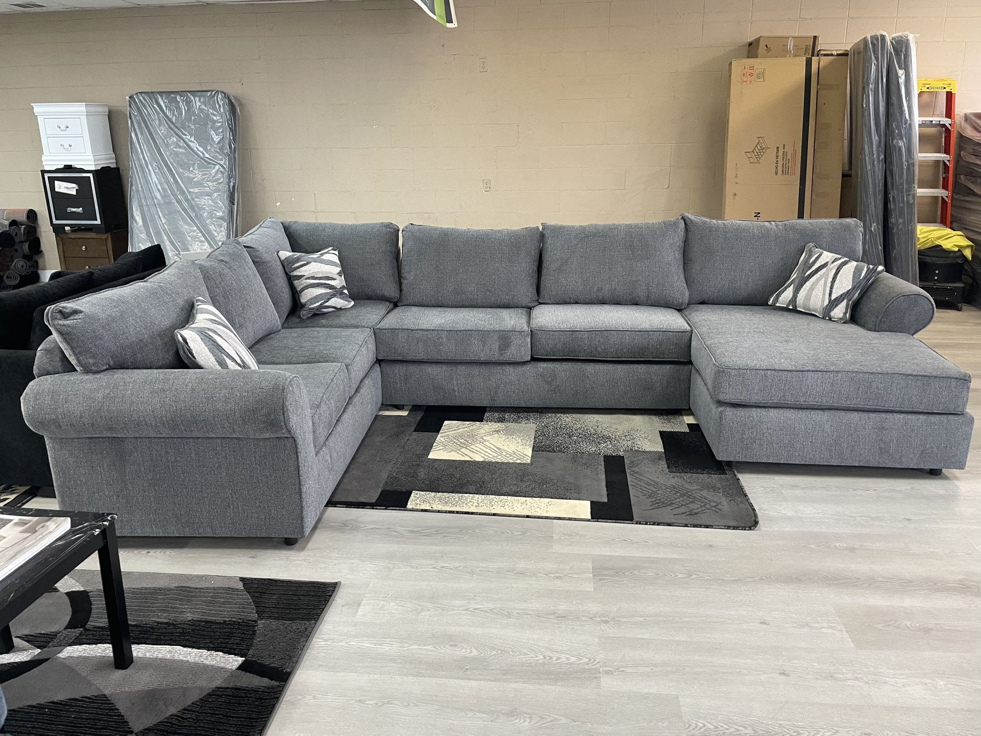 GRAY SECTIONAL U-SHAPE