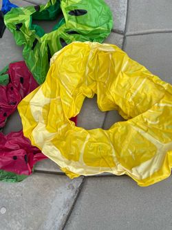 Inflatable Pool Rings 32.5" (3 Pack). 2 large goggles, small goggles, swim caps
