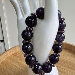 Beautiful Heave Semi Precious purple amethyst gemstone beads bracelet