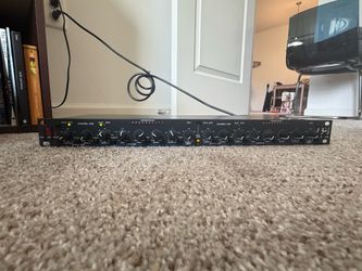 dbx 166xl Stereo Compressor