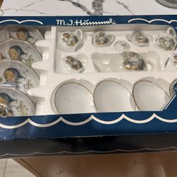 My Hummel Children’s Tea Set