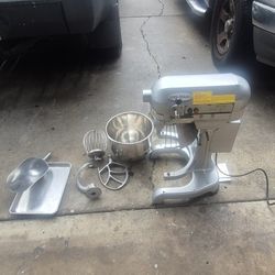 Serv-Ware PM10LA Floor Model 10 qt Planetary Dough Mixer, 3-Speed, 1 hp