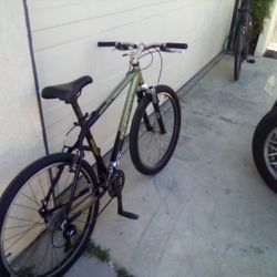 Trek 4500 Mtn Bike