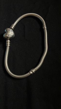 Pandora braclet