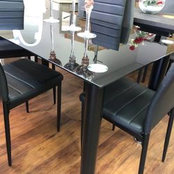 5pc Dining Room Table Set 